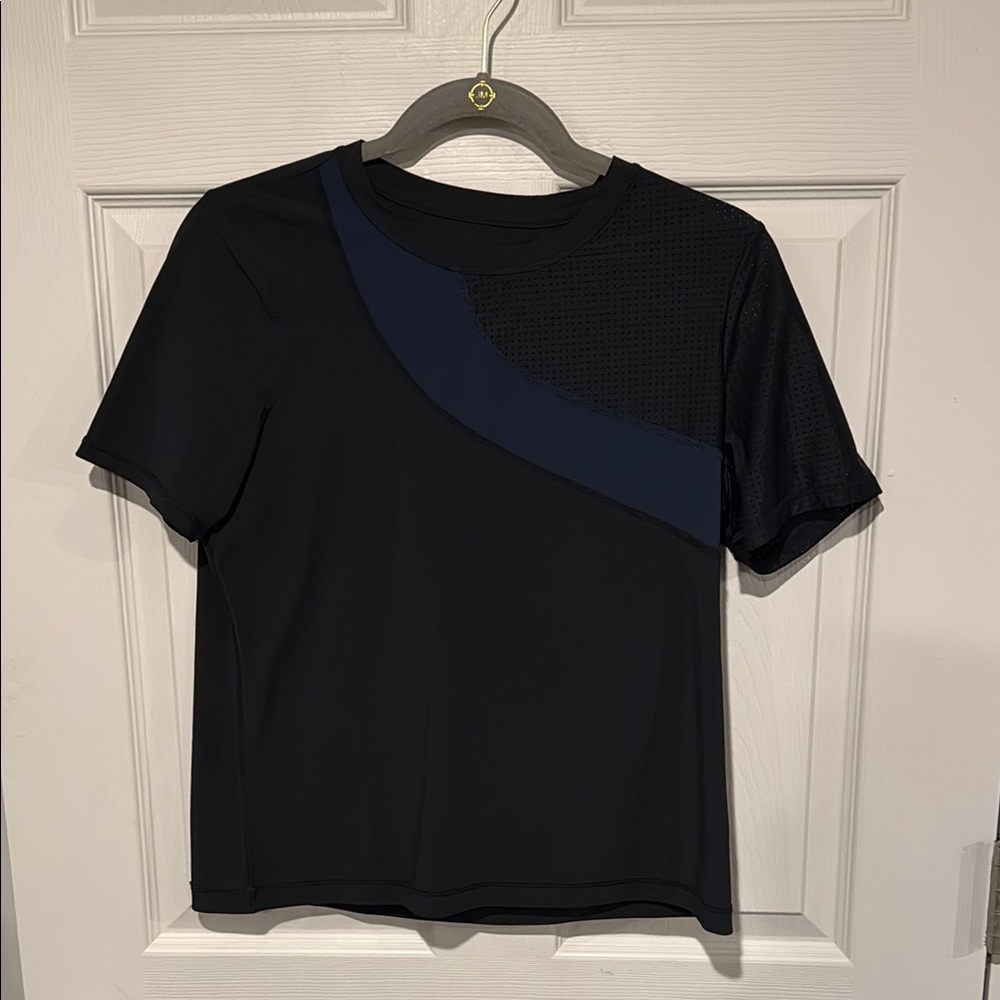 Sweaty Betty Navy Black Athletic Tee Short Sleeve NWOT Size S